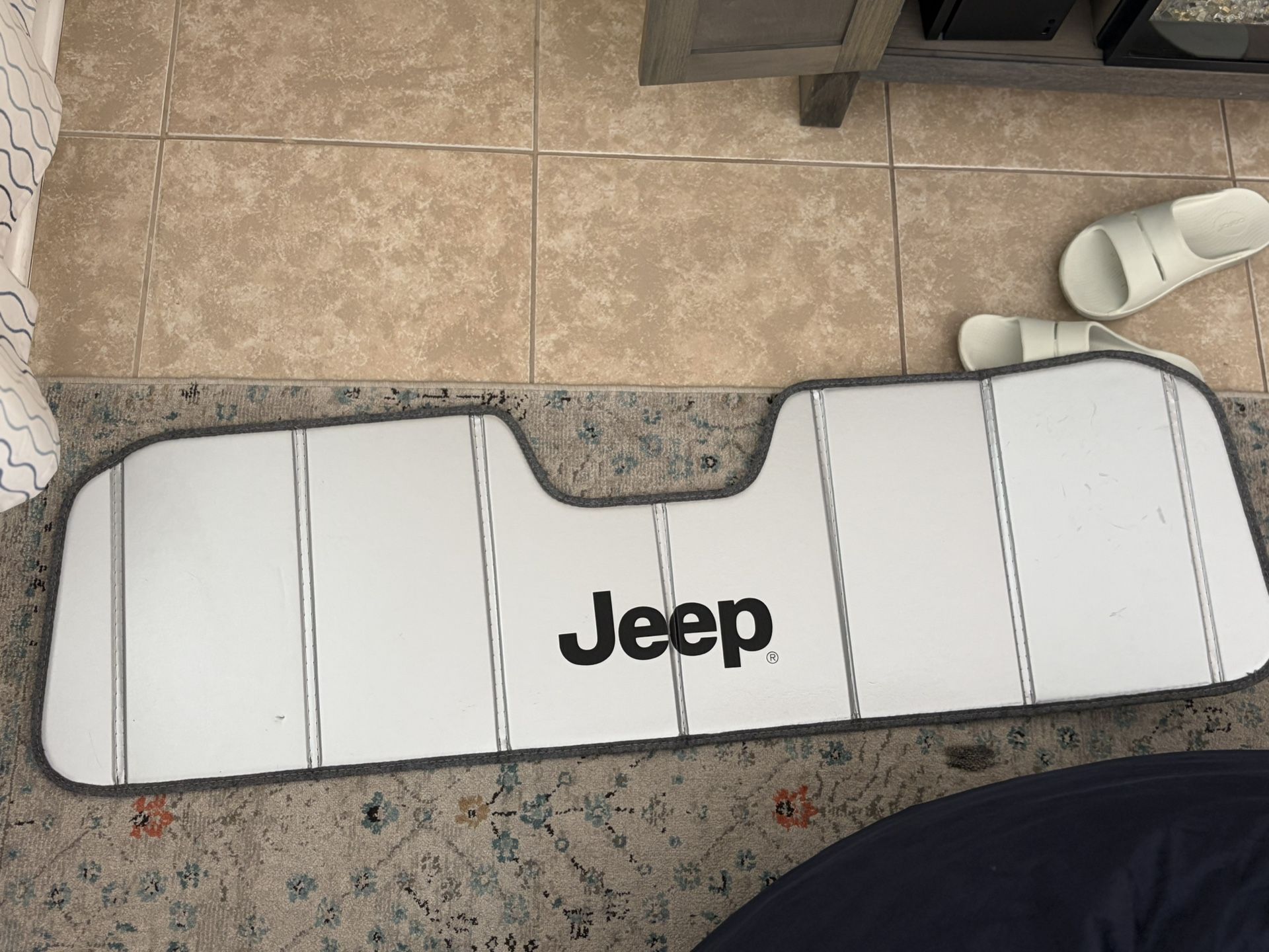 Covercraft Sun Visor – 2020–2025 Jeep Gladiator
