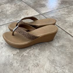 Women’s Wedges (size 7)