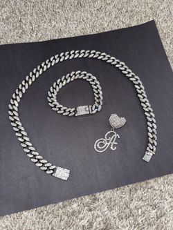 Iced Out Cuban Link Chain Set (Necklace + Bracelet + Pendant)
