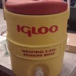 2 Gal Portable Water Cooler & Drink Dispenser Cooler With Spicket Sports Boating Traveling Camping Gear Hydration Pool Spa Tailgate 