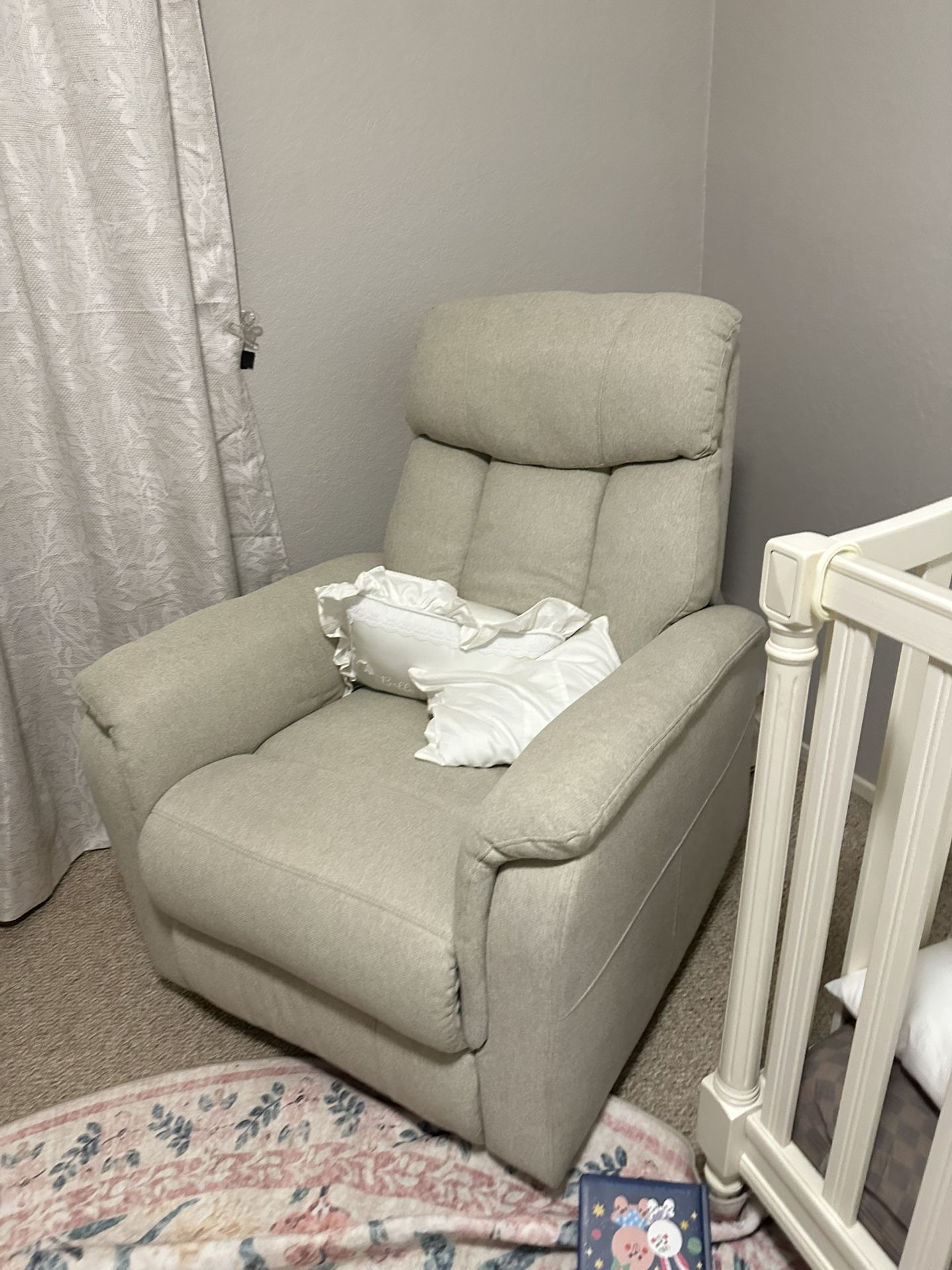 Living Spaces Reclining Chair