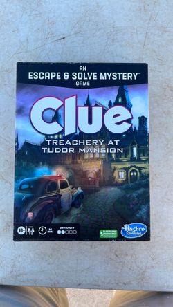 Clue Treachery at Tudor Mansion Board Game
