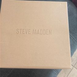Steve Madden 