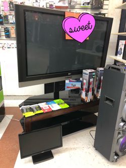 52 in Flat Screen tv w/stand