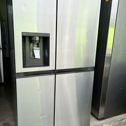 Refrigerator LG Steeinle Stee New Stainless Stee 