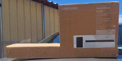 Samsung A430 Soundbar & Wireless Subwoofer