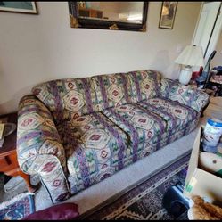 Sofa and Loveseat Like New.