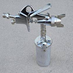Touch-up spray gun