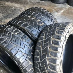 4 used tires lt37x12.50r18 toyo rt open de $320.00