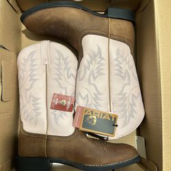 ARIAT COWBOY BOOT  Woman 8 1/2