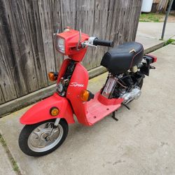 1986 Honda Spree 50cc 2 Stroke Scooter