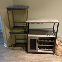 Bar Set: Bar Cart and Stools 