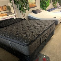 🔥simmons beautyrest black series 3 pillowtop king $1300🔥