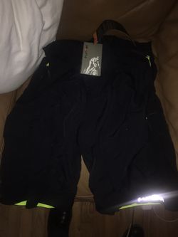 Funkier baggy shorts with liner