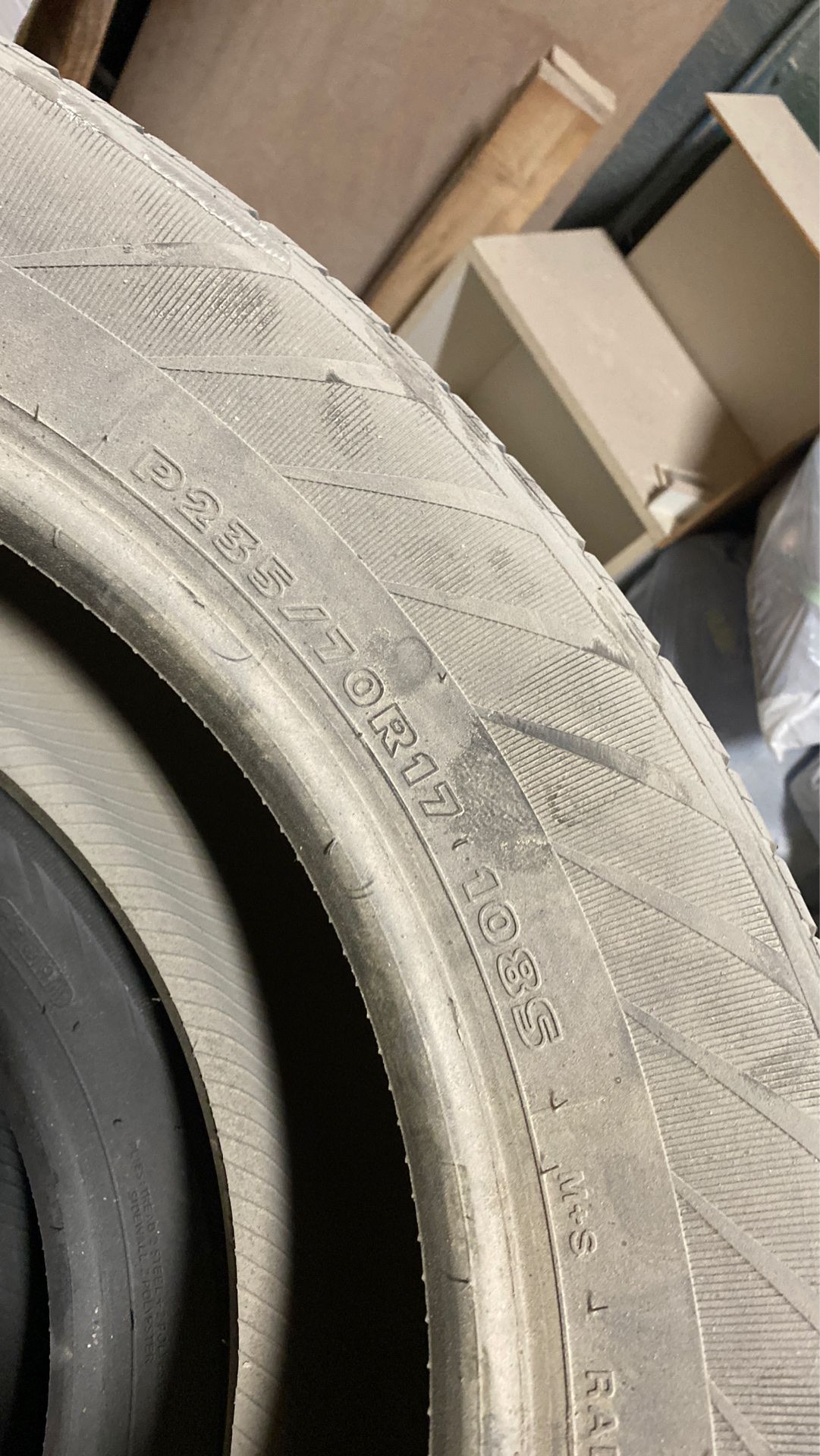 Hankook dynapro all season tires 235/70r17