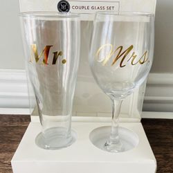 Mr & Mrs Glass Set