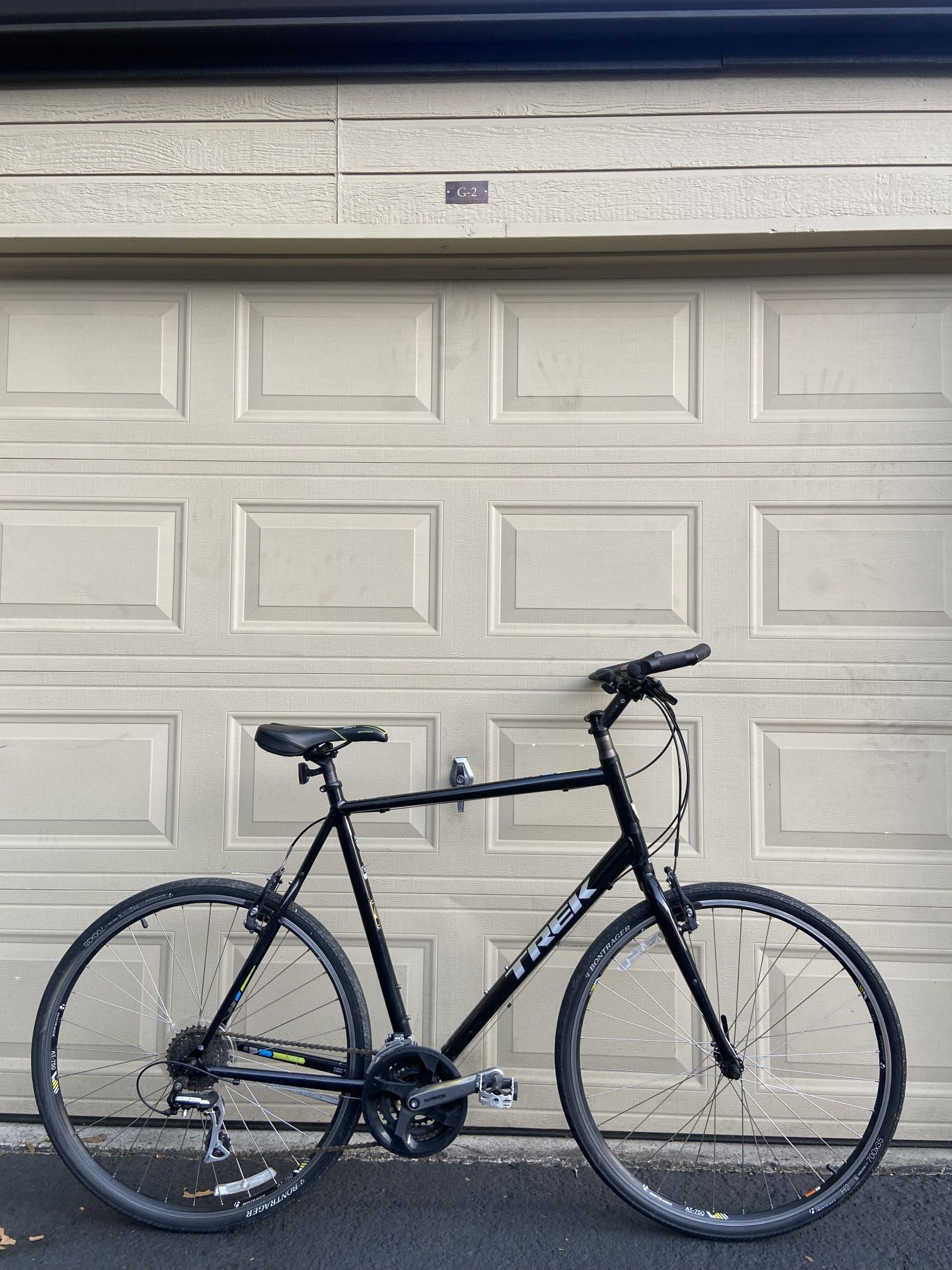 Trek 7.2 FX – Hybrid Fitness Bike – 25” Frame (63.5cm) – 700c Wheels 24-Speed Bicycle XL ~6'3"-6'9"