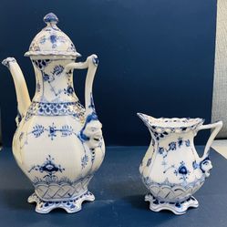 Amazing Royal Copenhagen Fluted Full Lace Coffee Pot And Creamer