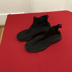 Men shoes Size 9 / 10