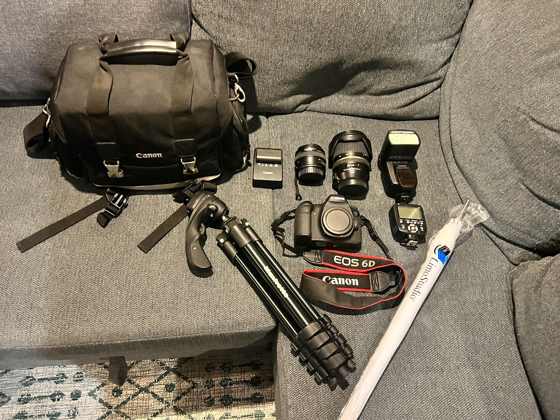 Cannon 6D Camera Plus Accessories and Bag