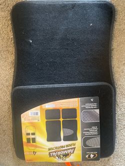 Armor All 4-Piece Car Floor Mat Set