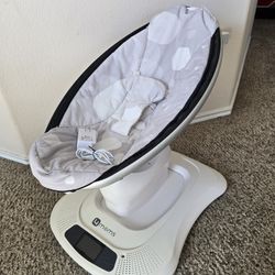 Mamaroo Multi Motioj Baby Swing