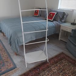 Towel Rack