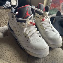 Jordan 5s sz 7 55$$