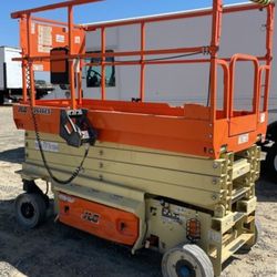 2017-JLG 2646ES 