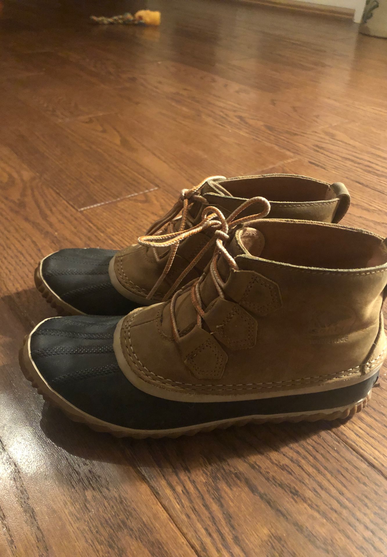 Sorel 7.5 boot