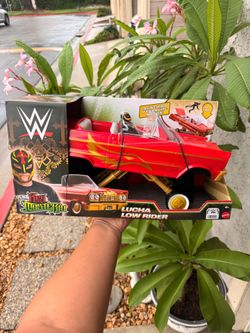 Wwe lucha lowrider