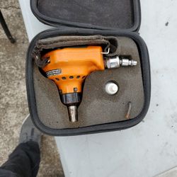 Pneumatic Hammer