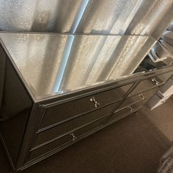 GLASS SILVER BUREAU