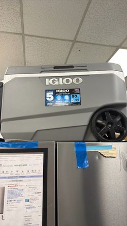 Igloo-Maxcold Latitude 90 Qt Ice Chest