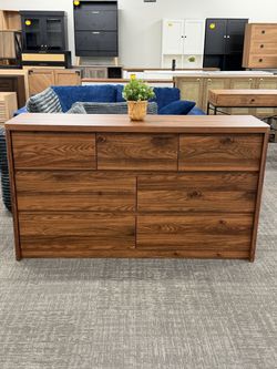 Assembled✨7 Drawers Walnut Dresser for Bedroom, 55" Wide Modern Chest of Drawers with 7 Large Storage Space with Curved Edge Design, Large Dresser for