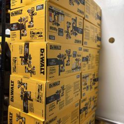 Dewalt New Kit Hammer Drill And Impact , 5ah Battery And Rapid Charger $360 Each One 