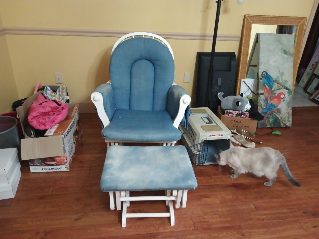 Rocking Glider Chair With Ottoman