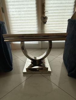 Brand New Anewsun Modern End Table – White/Silver Finish