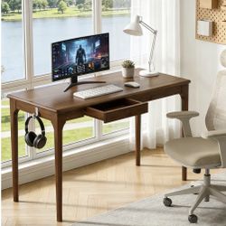 Solid Wood Desk - Excellent Condition