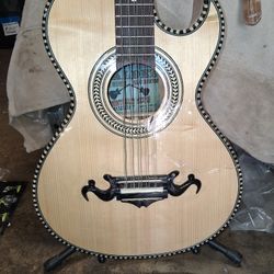 BAJO QUINTOS