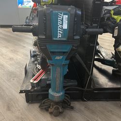 Makita Breaker Hammer