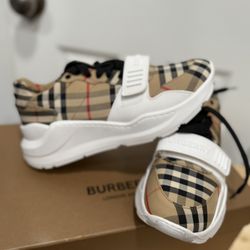 Brand New Burberry Women Sneakers