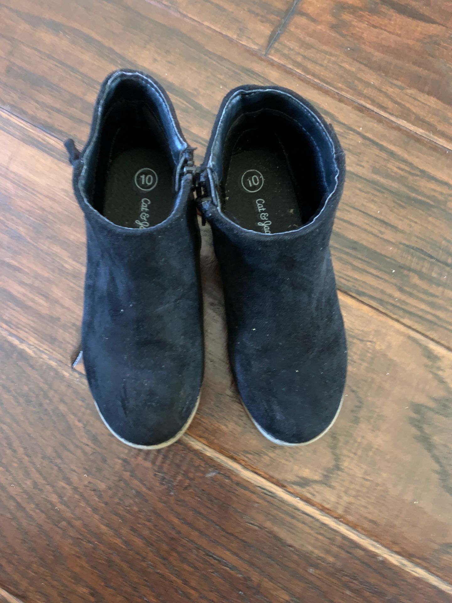 Cat and Jack black size 10 girls boots