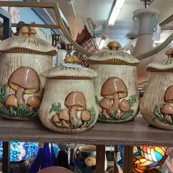 Vintage Arnels Mushroom Canister Set Of 4- Located In Shelton 