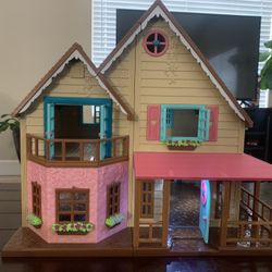 Girls Doll House 