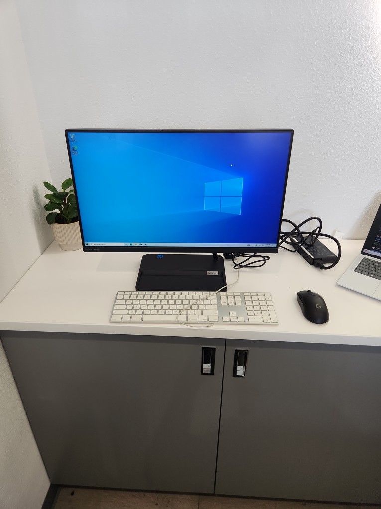 Lenovo Ideacentre Aio 3 I5-1240p 16GB 512GB