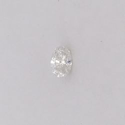 GIA certified1.11ct G color si2  Oval natural diamond