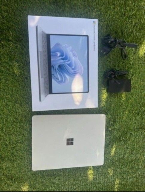 Microsoft Surface Laptop Go 3