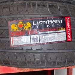 255/45-21 Lionhart 