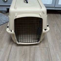 DOG/CAT CARRIER